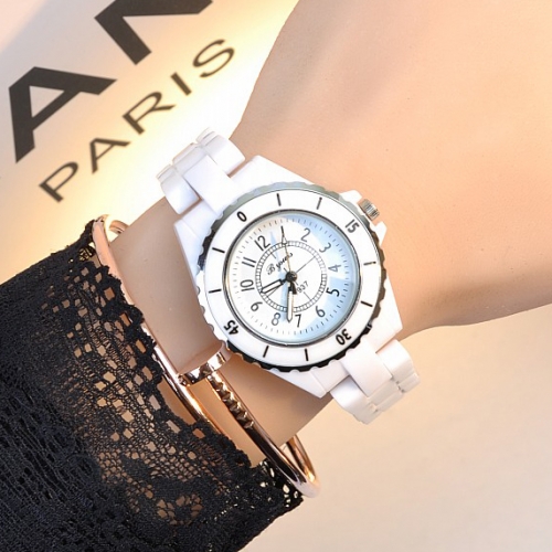 Stylish Ladies Ceramic Watch